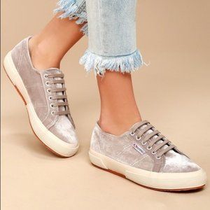 SUPERGA Kids Light Grey Velvet Lace Up Low Top sneakers Size 13.5